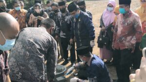 Peresmian RA, MIS dan Peletakan Batu pertama pembangunan Masjid AL-Shaleha Oleh Bupati Wajo dan Kakan Kemenag