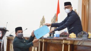 Tiga Ramperda Inisiatif Di Paripurnakan Dan Di Setujui Anggota DPRD Wajo