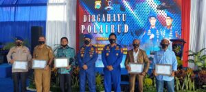 Bupati Wajo Mendapat Penghargaan Brevet Kehormatan Bhayangkara Bahari Di HUT Korps Polairud Ke-70