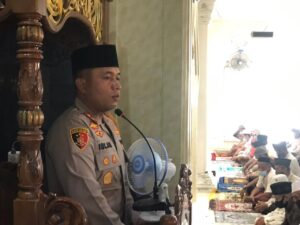 Safari Jum’at di Siwa, Kapolres Wajo: Jaga Kamtibmas dan Junjung 3S