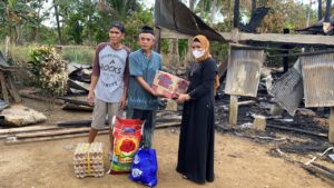 Amran SE Sambangi Korban Kebakaran