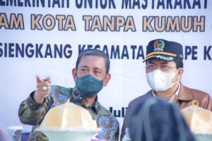 Hadiri Peletakan Baru Pertama Program Kotaku, Bupati Wajo: Mari Bersama Bangun Bumi Lamaddukkelleng