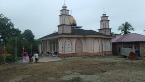 25 Tahun Merantau di Ambon,Pulang Bangun Masjid