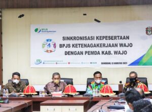 Bakal Terkaver BPJS-TK, Bupati Wajo Harap Tenaga Honorer Bisa Bekerja Lebih Baik