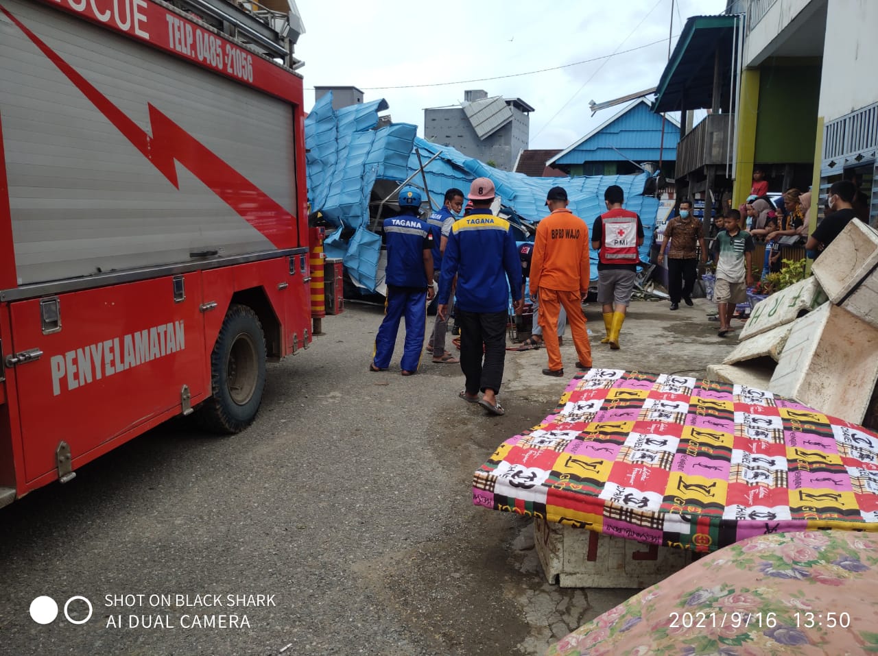 Puting Beliung Desa Botto, Tim Penanganan Bencana Wajo Respons Cepat Lakukan Evakuasi