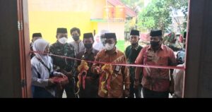 Kakan Kemenag Wajo Gunting Pita Tanda Masjid At- Tarbiyah MTsN 1 Wajo Dimanfaatkan