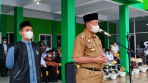 Amran Mahmud Pemimpin Upacara Last Flag Ceremony di MA Nurul As’adiyah Callaccu di Empagae