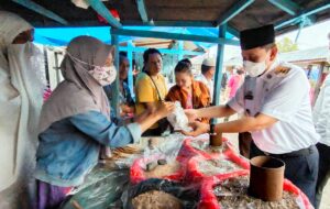 Safari Ramadan, Bupati Wajo Berbaur Tanpa Sekat Tampung Aspirasi Warga dari Desa ke Desa