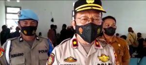 Bersinergi, PWI Wajo Ikuti Kegiatan Polres Wajo Memantau Arus Balik dan Vaksinasi Di Pelabuhan Bangsalae