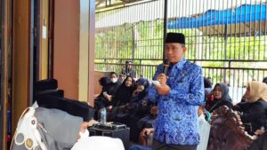 Kehilangan Sahabat, Bupati Wajo dan Wabup Lepas Jenazah Baso Oddang