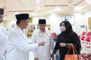 Semangati dan Apresiasi Kafilah Wajo, Duo Amran Datang Langsung di Penutupan MTQ Sulsel