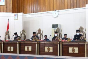 Ketua DPRD Wajo Meminpin Rapat Paripurna Ranperda LPJ APBD 2021