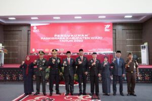 Ketua DPRD Menyaksikan Pengukuhan 70 Paskibraka Kabupaten Wajo