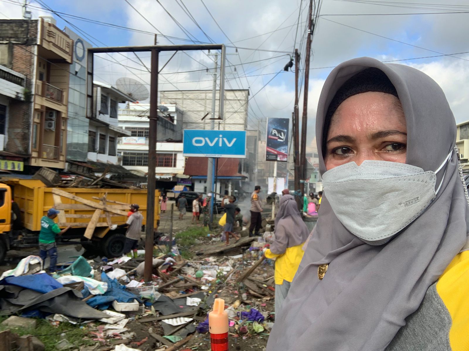 Hajja Harisah Hadiri Giat TNI dan Warga Kepung Eks Pasar Buah Siwa
