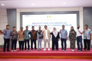 Kepala Dinas Kominfotik Wajo Paparkan Inovasi KIP ke Komisi Informasi Sulsel
