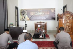 Polres Wajo menggelar Program Pembinaan Rohani dan Mental (Binrohtal)