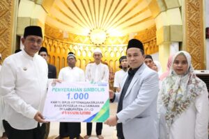 Imam Besar Masjid Istiqlal Bawakan Hikmah Maulid di Wajo, Amran Mahmud: Kita Bangga, Beliau Lahir di As’adiyah