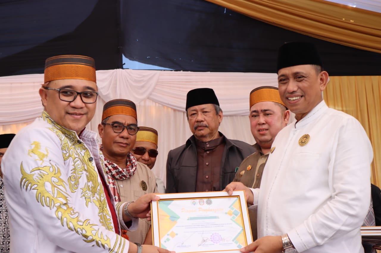 Haul Syekh Jamaluddin, Bupati Wajo dan Sultan Cirebon Ziarah Makam