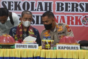 Perangi Narkoba di Lingkungan Sekolah, Bupati Wajo dan Forkopimda Deklarasi “Bersinar”