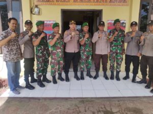 Polsek Bola Polres Wajo Gelar Apel Bersama Pos Ramil Bola