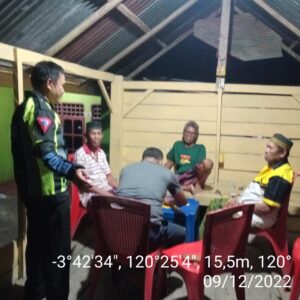 Polsek Urban Pitumpanua Polres Wajo Giat Blue Light Jaga Objek Vital di Dua Titik