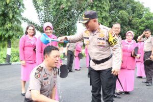 Kapolres Wajo Pimpin Upacara Kenaikan Pangkat 38 Personil Polres Wajo,Berikut Lampiranya