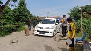 Peduli Keselamatan,Kapolsek Sabbangparu Polres Wajo Giat Pamtur