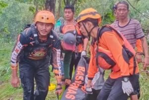 Diterjang Banjir, Pasangan Suami Istri di Parepare Tewas Terseret Bersama Rumahnya
