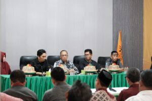 Ketua Bawaslu Provinsi Sulsel Hadiri Penandatanganan Perjanjian Kinerja Bawaslu Kabupaten Wajo dan Panwascam