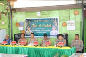 Waka Polres Sidrap Pimpin Jumat Curhat di Arateng Tellu Limpoe,Berikut Pesannya
