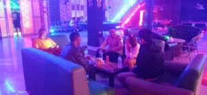 Personil Polsek Majauleng Polres Wajo Gelar Patroli di Rumah Bernyanyi