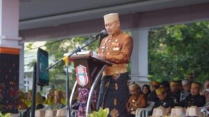 Diamanahkan Membacakan Sejarah Singkat HJW ke 624,Ketua DPRD : Bupati Wajo ke 8 Penggagas HJW