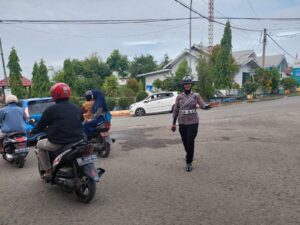 Beri Rasa Aman,Satlantas Polres Wajo Terjunkan 17 Personil Pengaturan 12 Titik Lokasi Di Kota Sengkang