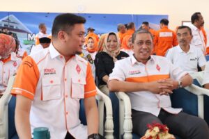 Kukuhkan Ketua Orari Lokal Wajo, Adnan Sebut Amran Mahmud Miliki Komitmen Bangun Daerah