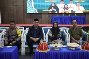 Kakan Kemenag Wajo Dampingi Pemkab Lepas Pemberangkatan 415 JCH Wajo Kloter 39, 40 dan 43