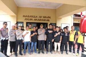 Polres Wajo Lepas Secara Resmi Peserta Off Road yang Digelar Polda Sulsel di Soppeng