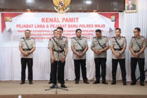 Kasat Narkoba Berganti dari AKP Abdul Haris Nicholous ke AKP Bambang Supriady, Kapolres Wajo : Laksanakan Tugas dengan Baik Sesuai Harapan Pimpinan