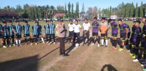 Polsek Majauleng Polres Wajo Lakukan Pengamanan Babak Final Pertandingan Sepak Bola di Paria
