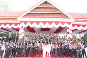 Kapolres Wajo Mengikuti Upacara Peringatan Detik Detik Proklamasi Kemerdekaan RI ke 78 Tahun