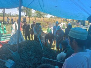 Kabag Ops Polres Wajo Pimpin Pengamanan Pemakaman Korban Penganiayaan di Kecamatan Bola