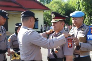 Wakapolres, Kabag Ops dan Kabag Logistik Resmi Berganti, Kapolres Wajo Pimpin Upacara Sertijab