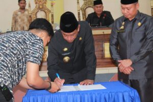 Sepakati Dua Ranperda, Amran Mahmud Apresiasi DPRD dan Pihak Terkait