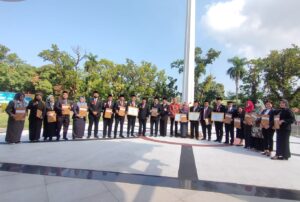 Waka Polres Wajo Didampingi Kasat Tahti Melakukan Pembinaan Mental dan Nasehat Agama Kepada Para Tahanan di Rutan Polres Wajo