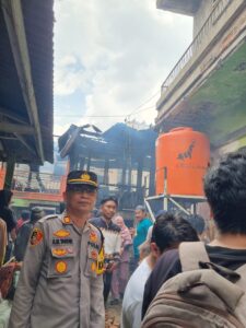 Dua Rumah Hangus Terbakar di Wajo, Diduga Gegera Lupa Mematikan Kompor Usai Masak Telur