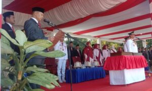 Ketua DPRD Wajo Andi Muhammad Alauddin Diamanahkan Bacakan Teks Proklamasi Kemerdekaan RI
