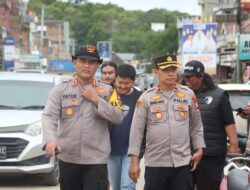 Kapolres Wajo Dampingi Kunjungan Pj. Gubernur Sulsel Bersama Kapolda Sulsel Memantau Situasi Banjir di Pitumpanua