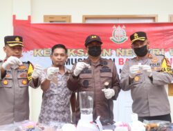 Bersama Kapolres dan Kejari Wajo Musnahkan Barang Bukti Narkotika jenis Sabu 16,384 gram