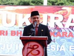 Pj Bupati Wajo Memberikan Sambutan Diacara Syukuran HUT Bhayangkara ke 78 di Mapaolres Wajo