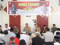 Kapolres Wajo Jumat Curhat di Masjid Jami’atul Khaeriyah Pitumpanua