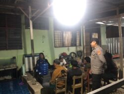 Cegah Gangguan Kamtibmas Polsek Sabbangparu Polres Wajo Gelar Patroli Biru